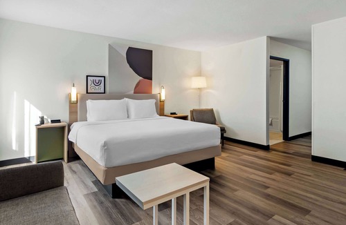 Winston - Salem Hotel | Spark by Hilton Winston-Salem University