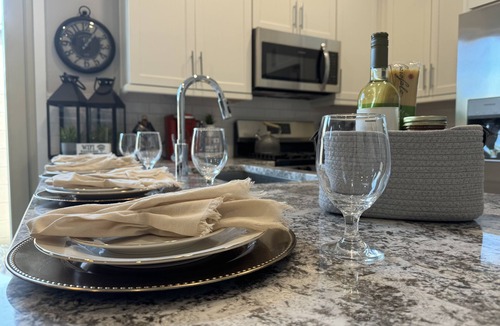Pasqualetti Mountain Ranch Apartment | SPARKLING CLEAN, Modern 1 BR Guesthouse