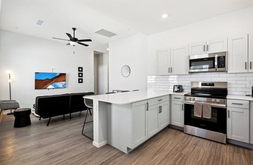 Sundance House | Sparkling Modern Home in Canopy w/Pool,BBQ
