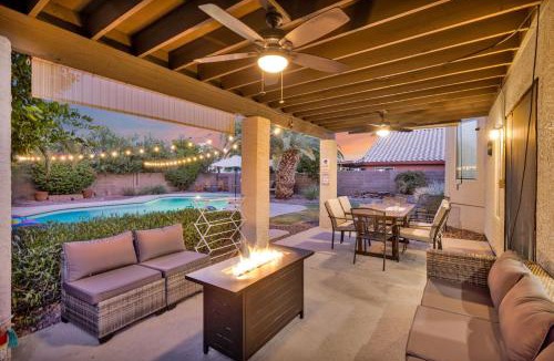 Dave Brown Autumn Hills House | Sparkling Saltwater Pool - Spa - Firepit - WiFi - 4BR 3BA - Free Netflix