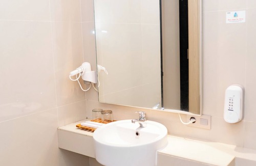 Sukabumi Hotel | Sparks Odeon Sukabumi - Artotel Curated