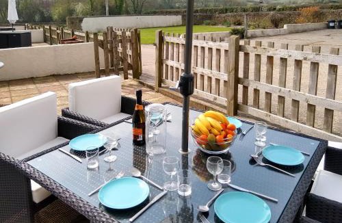 Shipton Gorge House | Sparrow