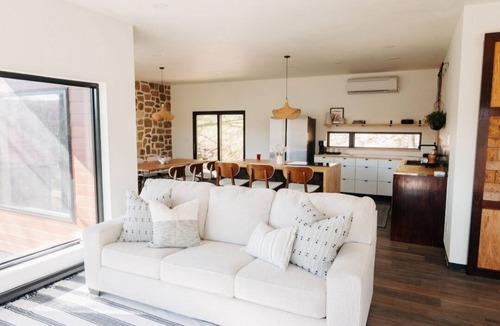 Garfield House | Sparrow House- Spacious Modern Lake Home, 2 Living Separate Areas