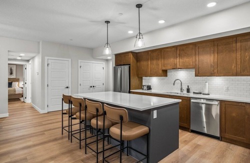 Dead Man's Flats Condo | Sparrowhawk Family Retreat with Bunkbeds, Sleeps 8