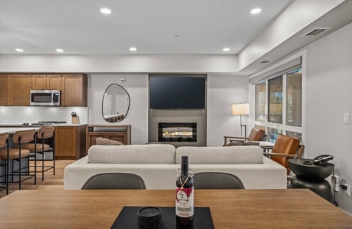 Dead Man's Flats Condo | Sparrowhawk Family Retreat with Bunkbeds, Sleeps 8