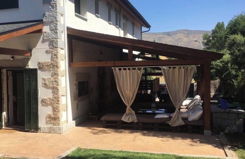 Estacion de El Espinar House | SPECTACULAR COUNTRY HOUSE IN ESTACIóN DEL ESPINAR FOR TEMPORARY RENTAL