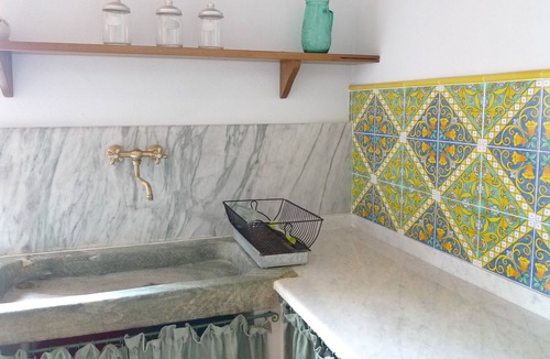 Coreglia Antelminelli House | Special 17century villa, fabulous garden, view, private pool, walk to restaurant