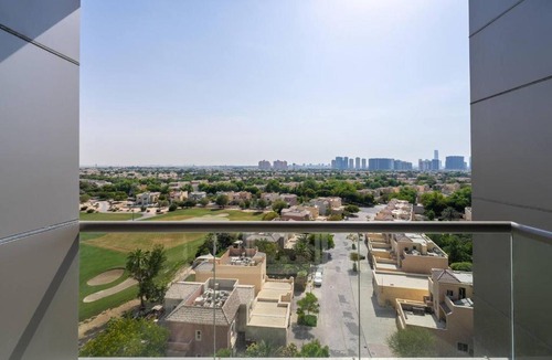 Dubai Sports City Apartment | Special Rates - Elegant Studio - Golf Views