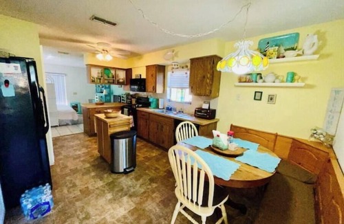 North Weeki Wachee House | Special Spring Summer Rates i Paradise Retreat-2/2 + Bonus Rm