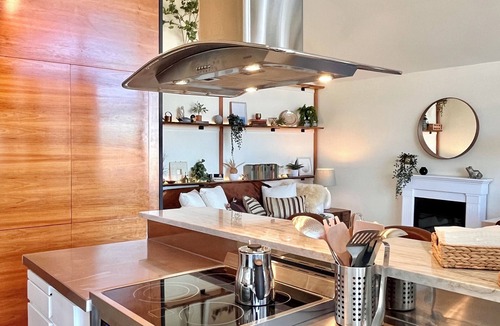 West Eugene Condo | Special Sunrise Luxury Penthouse