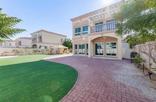Jumeirah Village Villa | Specious 2BR VILLA WITH MAIDROOM AND HUGE GARDEN IN JVT DUBAI