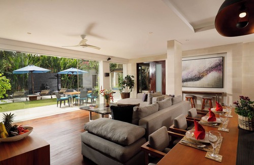 Jimbaran Bay Villa | Specious three bedrooms villa in Jimbaran