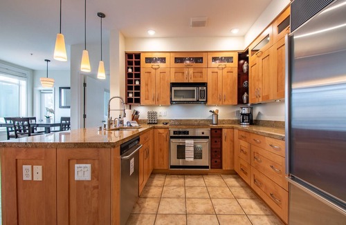 Belltown Condo | Spectacular 2bd 2bth in Heart of Seattle!