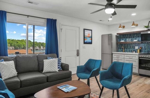 Lake of the Ozarks Condo | Spectacular 3-Bedroom Family Suite with 2 Bathrooms #10