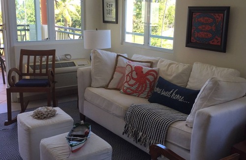 Barrero Apartment | Spectacular Beachfront Apartment - Welcome To Paradise!