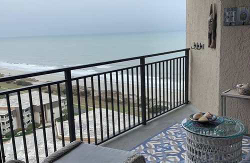 Myrtle Beach Condo | Spectacular Direct Beach ,Ocean View 17 floor Romantic Get Away King Bed !