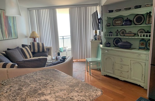 Myrtle Beach Condo | Spectacular Direct Beach ,Ocean View 17 floor Romantic Get Away King Bed !