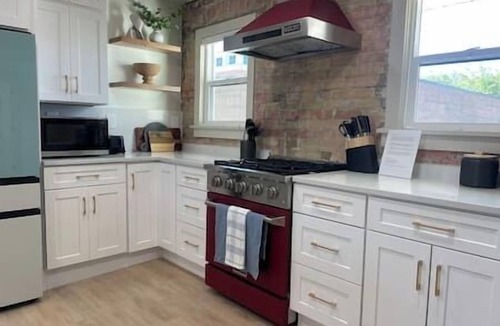 Central Business District Apartment | Spectacular Downtown Provo Loft, right in the middle of Everything!
