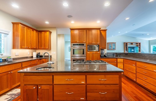 Bandon House | Spectacular Golf Group Vacation Rental at Bandon Dunes Golf Resort