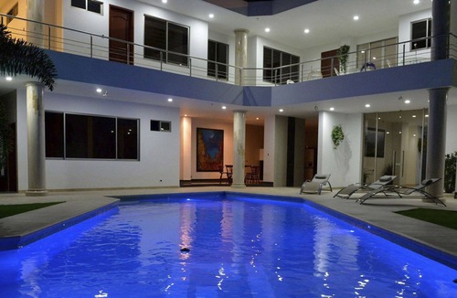Cali House | SPECTACULAR HOUSE WITH PRIVATE POOL