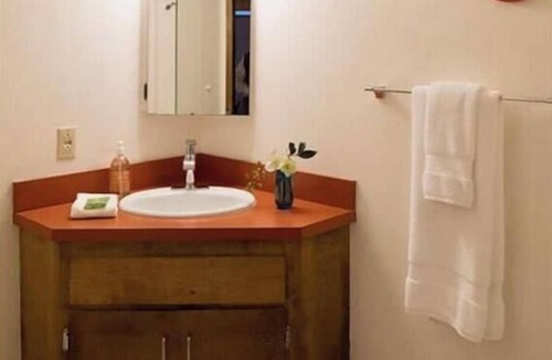 Wallingford Apartment | Spectacular Lake Union View & High Speed Internet