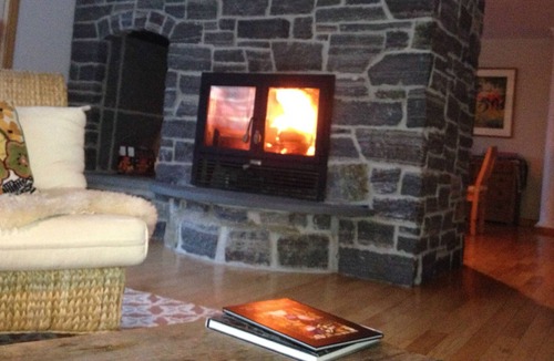 Lyndeborough House | Spectacular Mountain Views Near Hiking, Art & Culture, Golf, Skiing, Restaurants