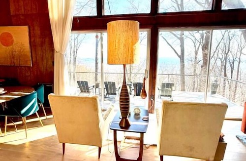 Dan River House | Spectacular Mountain Retreat- Serene Views!- The Groovy Groundhog