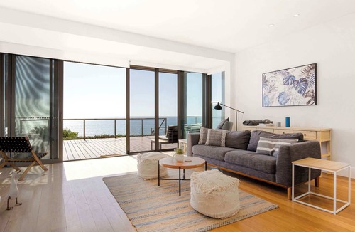 Seacliff House | Spectacular Panoramic Oceanview House in Seacliff