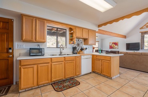 Laveen Village House | Spectacular panoramic Phoenix Valley views and desert mountain hiking/bicycling