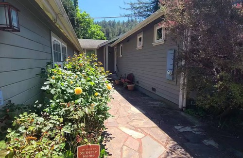 Monte Rio House | Spectacular Riverfront sanctuary 3-bedroom home with Hot Tub near Monte Rio