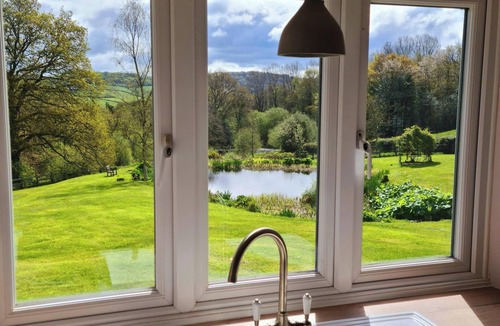 Honiton House | Spectacular setting in unspoilt East Devon, 15 minutes from Jurassic Coast.