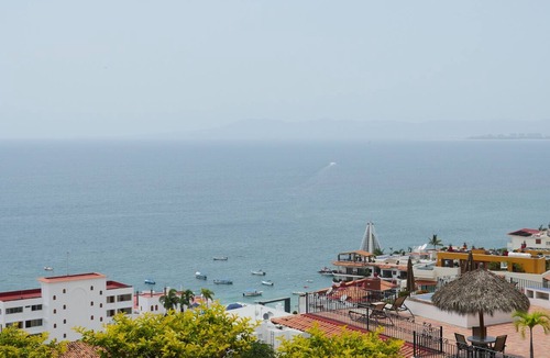 Amapas Condo | Spectacular Spacious Spanish Colonial 2BR 2BA Terrace Oceanview private Jacuzzi