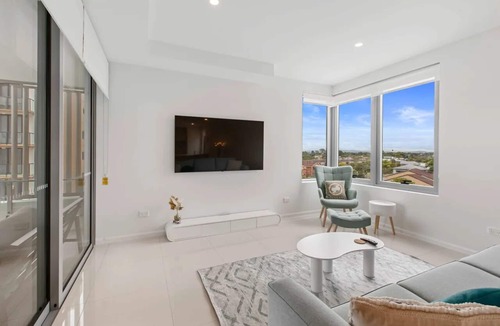 Redcliffe Apartment | "Spectacular Suttons Beach" - Redcliffe Q 4020
