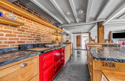 Bosham House | Spectacular Waterfront Home - Pass the Keys