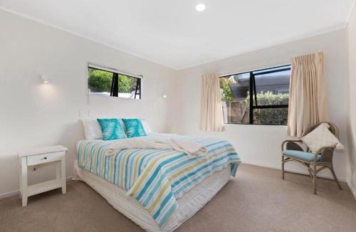 Matapouri House | Spectacular Woolleys Bay