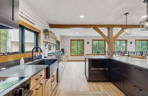 Silver Lake House | Spectacularly updated family mountain lodge w/deck & amazing views