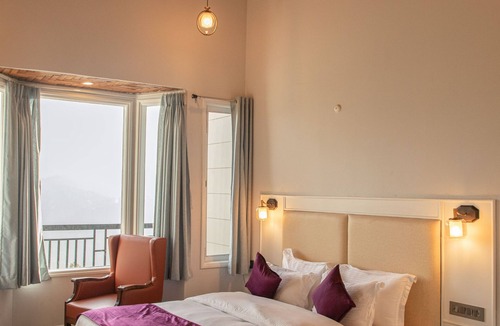 Kausani Hotel | Spellmount - Himalayan View Infinity Pool Resort In Kausani