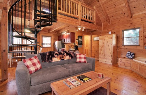 Pine Mountain Valley Cabin | Spend Independence Day at Wolf - Fiber Wifi! - Close to Callaway Gardens