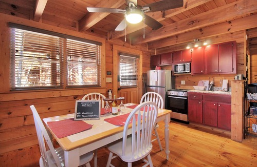 Pine Mountain Valley Cabin | Spend Independence Day at Wolf - Fiber Wifi! - Close to Callaway Gardens