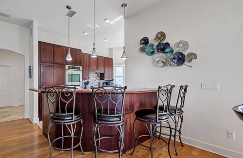 Destin House | Spend this weekend on the Beach! Home + Apt,Pool&Pcklbll Steps from Beach