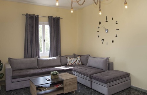 Spetses Villa | Spentza Home - Three Bedroom Villa, Sleeps 8