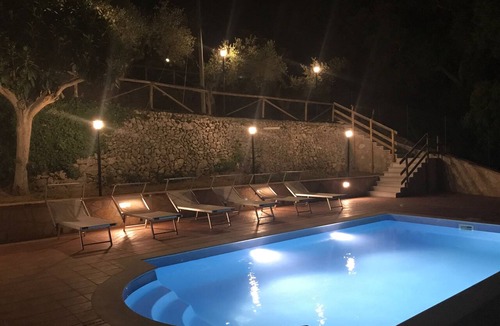 Itri Villa | Sperlonga-Itri Villa 8 bedroom with swimming pool in private garden