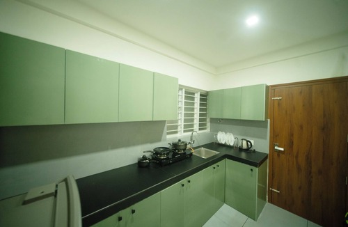 Perintalmanna Hotel | Spezio Luxurious Apartments