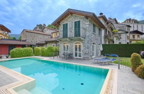 Bellagio House | spiaggia uno pool side apartment