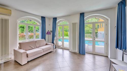Bellagio House | spiaggia uno pool side apartment