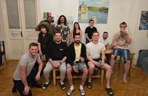 Csarnok negyed Hostel | Spicy Hostel