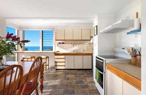 Yamba Apartment | Spindrift Lowerdeck with Beach and Ocean views! Couples paradise 1 bed.