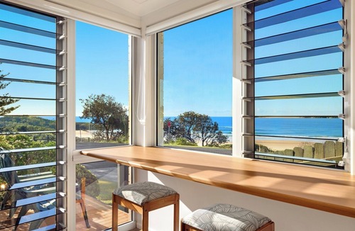 Yamba Apartment | Spindrift Lowerdeck with Beach and Ocean views! Couples paradise 1 bed.