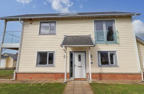 Beadnell House | Spindrifter