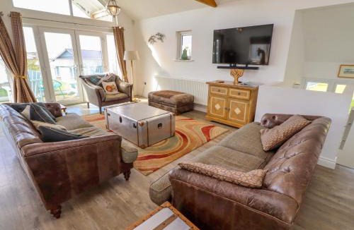 Beadnell House | Spindrifter